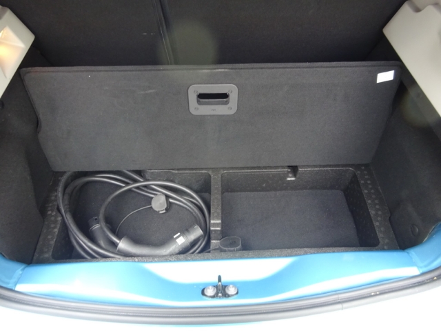 Renault - ZOE COMPLETE INTENS R135 Z.E.50