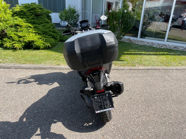 Honda - ADV 350 mit SMART Box