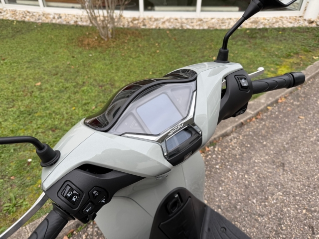 Honda - SH 125i mit SMART Box