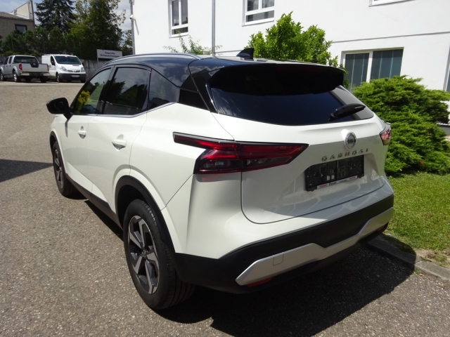 Nissan - QASHQAI 1,3DIG-T MHEV XTRONIC N-CONN. (EZFHE50NDK)