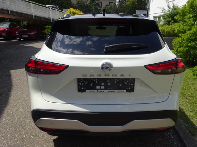 Nissan - QASHQAI 1,3DIG-T MHEV XTRONIC N-CONN. (EZFHE50NDK)