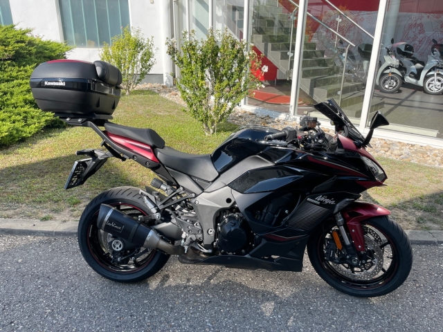 Kawasaki - Ninja 1000SX