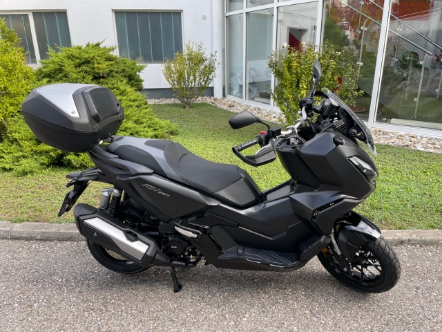 Honda - ADV 350 mit SMART Box