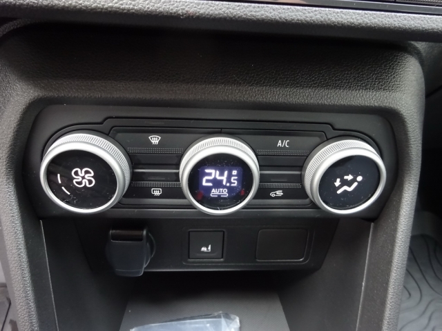 Dacia - SANDERO STEPWAY EXTREME TCe 90