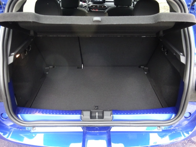 Dacia - SANDERO STEPWAY EXTREME TCe 90