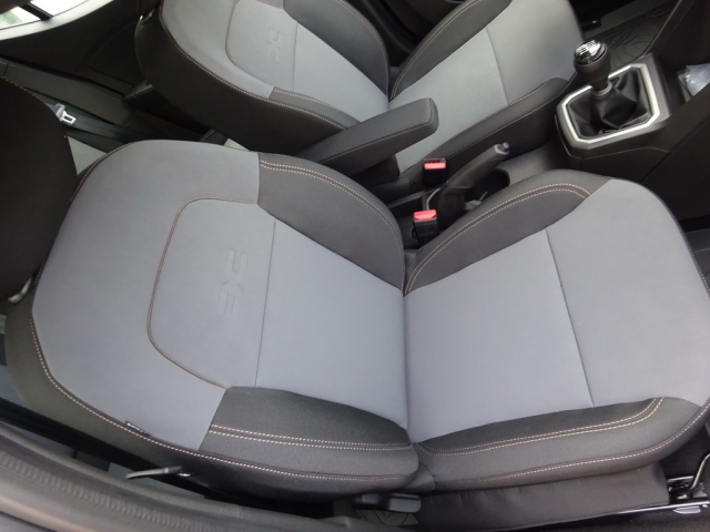 Dacia - SANDERO STEPWAY EXTREME TCe 90