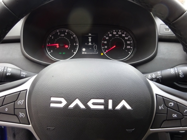 Dacia - SANDERO STEPWAY EXTREME TCe 90