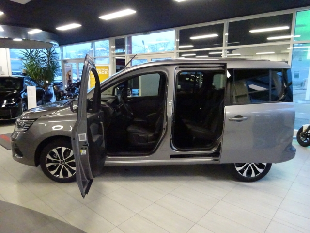 Renault - KANGOO TECHNO TCe 130 EDC