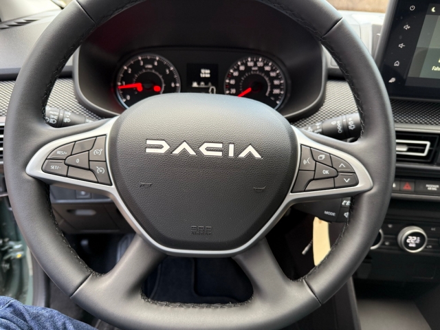 Dacia - JOGGER EXPRESSION TCe 110
