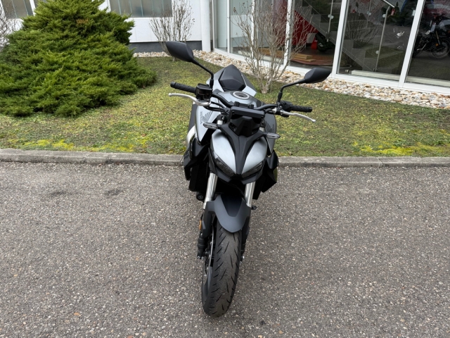 Honda - CB 1000 HORNET