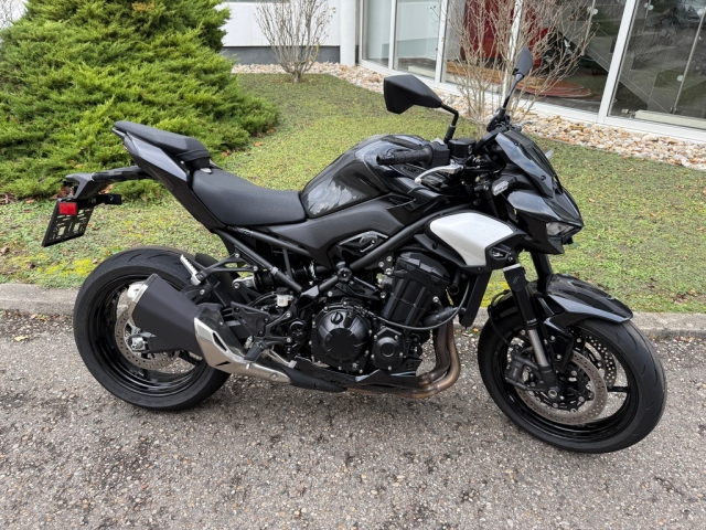 Kawasaki - Z 900
