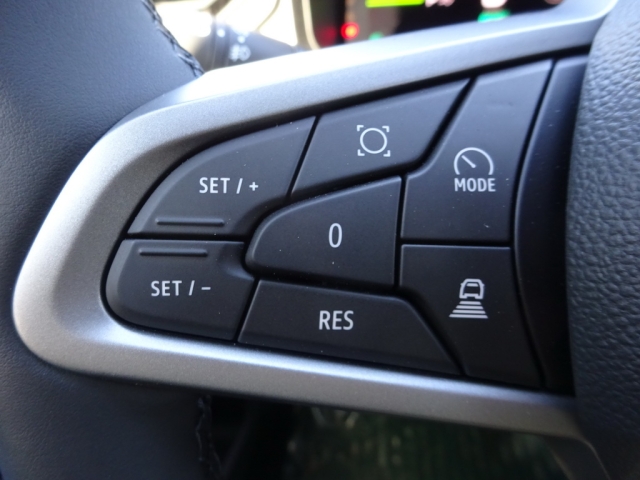 Dacia - BIGSTER JOURNEY HYBRID 155
