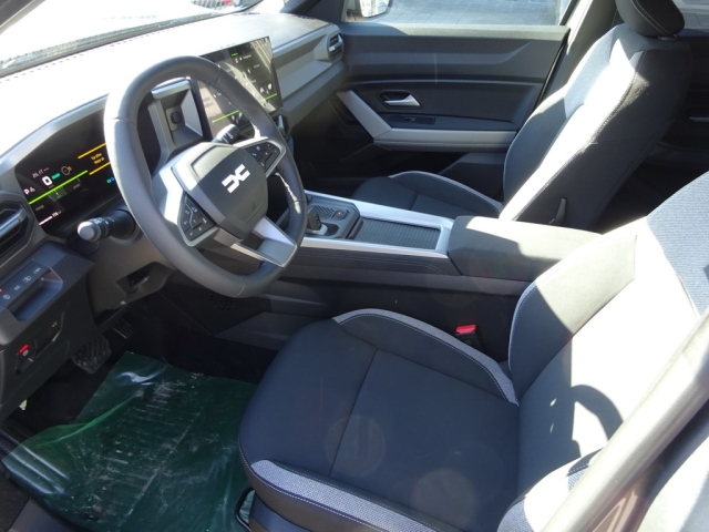 Dacia - BIGSTER JOURNEY HYBRID 155