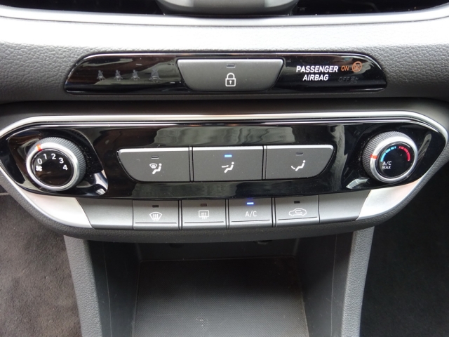 Hyundai - i30 - PD Entry 1,4 MPI c0b20a