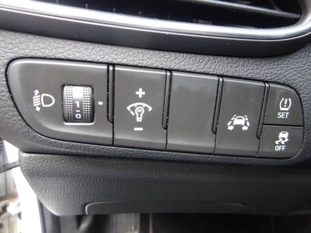 Hyundai - i30 - PD Entry 1,4 MPI c0b20a