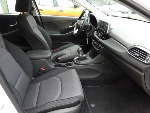 Hyundai - i30 - PD Entry 1,4 MPI c0b20a