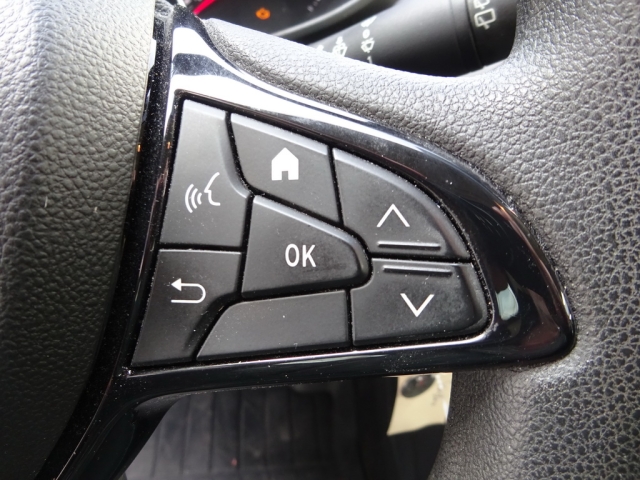 Dacia - SANDERO STEPWAY ESSENTIAL TCe 90 (1SEM6)