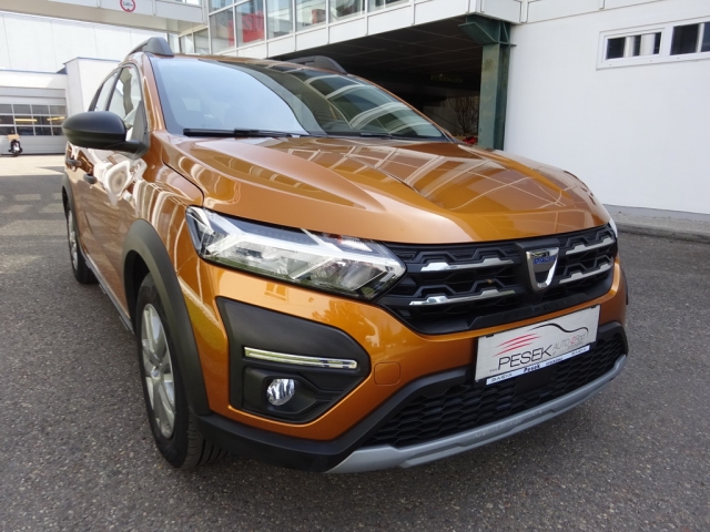 Dacia - SANDERO STEPWAY ESSENTIAL TCe 90 (1SEM6)
