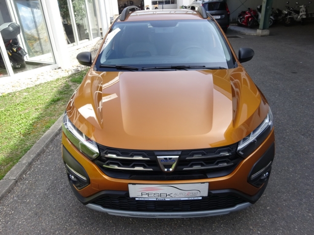Dacia - SANDERO STEPWAY ESSENTIAL TCe 90 (1SEM6)