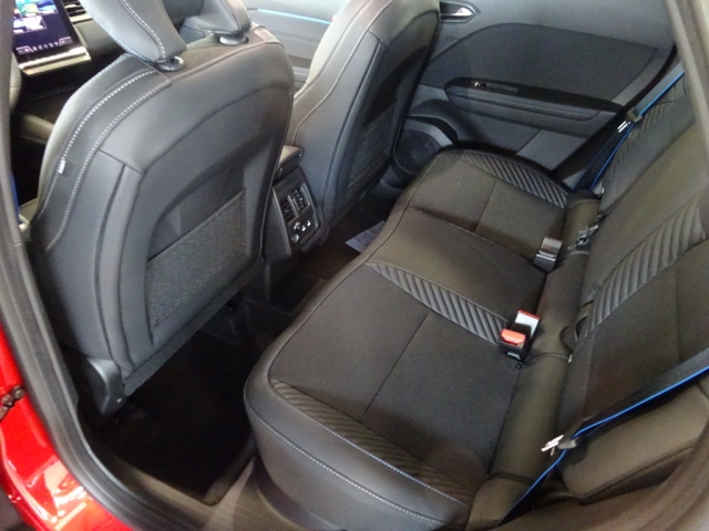 Renault - CAPTUR Esprit Alpine E-Tech Full Hybrid 145