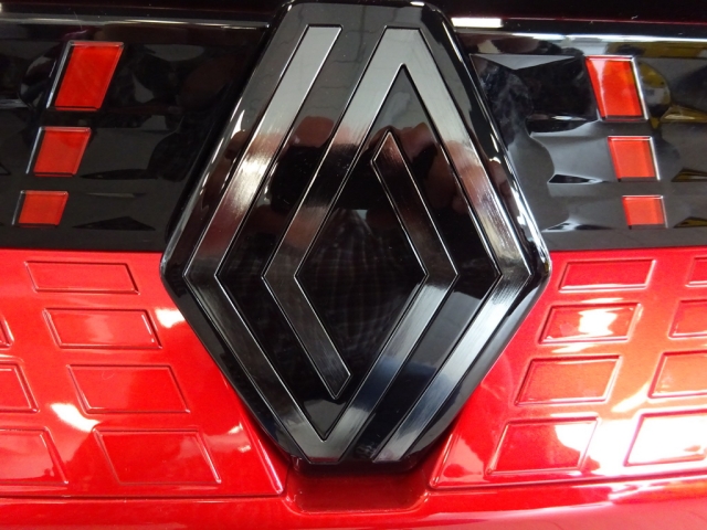 Renault - CAPTUR Esprit Alpine E-Tech Full Hybrid 145