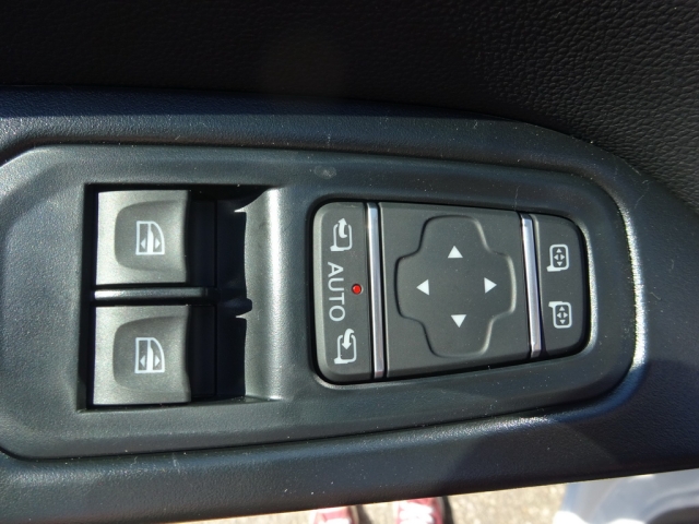 Renault - TRAFIC L2H1 3,0t BLUE dCi 130