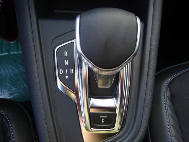 Renault - CAPTUR ESPRIT ALPINE E-TECH FULL HYBRID 145