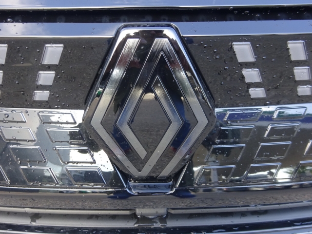 Renault - CAPTUR ESPRIT ALPINE E-TECH FULL HYBRID 145