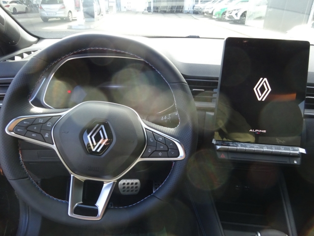 Renault - CAPTUR ESPRIT ALPINE E-TECH FULL HYBRID 145