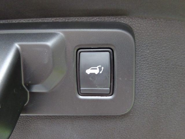 Renault - AUSTRAL Techno E-Tech Full Hybrid 200