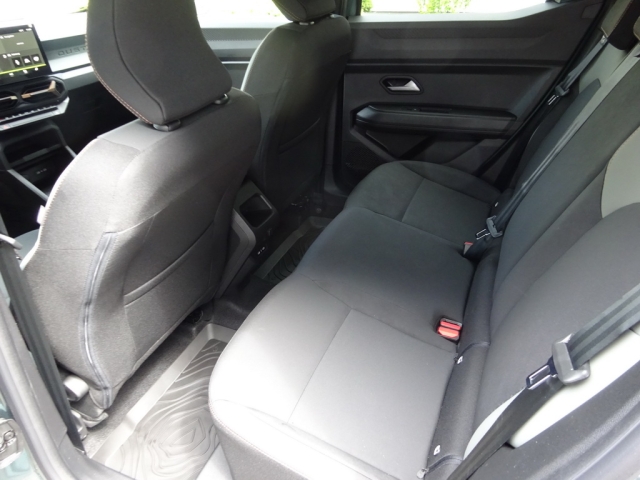 Dacia - DUSTER EXTREME HYBRID 140