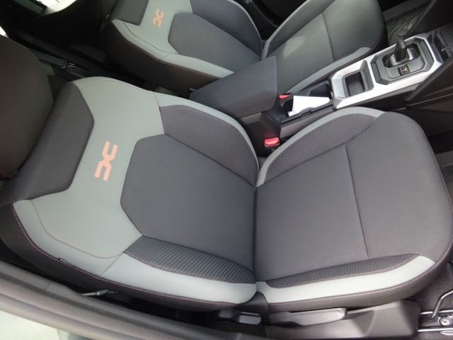 Dacia - DUSTER EXTREME HYBRID 140