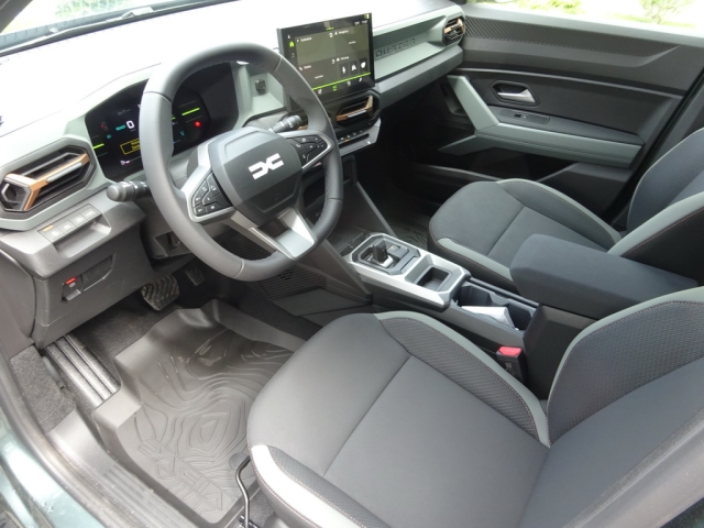Dacia - DUSTER EXTREME HYBRID 140