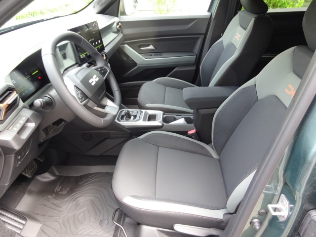Dacia - DUSTER EXTREME HYBRID 140