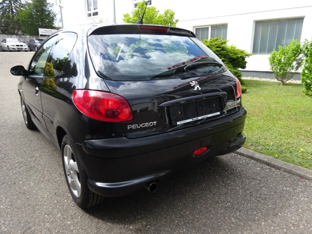 Peugeot - 206 Sport-Premium 1,4