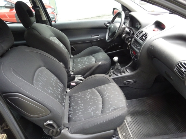 Peugeot - 206 Sport-Premium 1,4