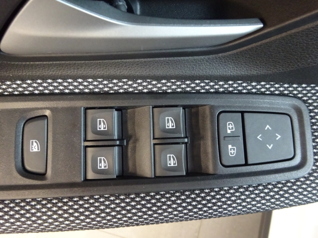Dacia - SANDERO STEPWAY EXPRESSION TCe 90
