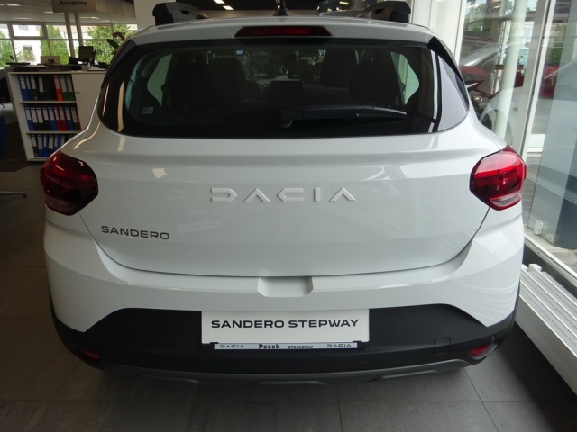 Dacia - SANDERO STEPWAY EXPRESSION TCe 90