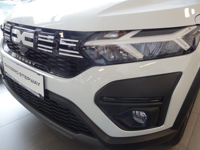 Dacia - SANDERO STEPWAY EXPRESSION TCe 90