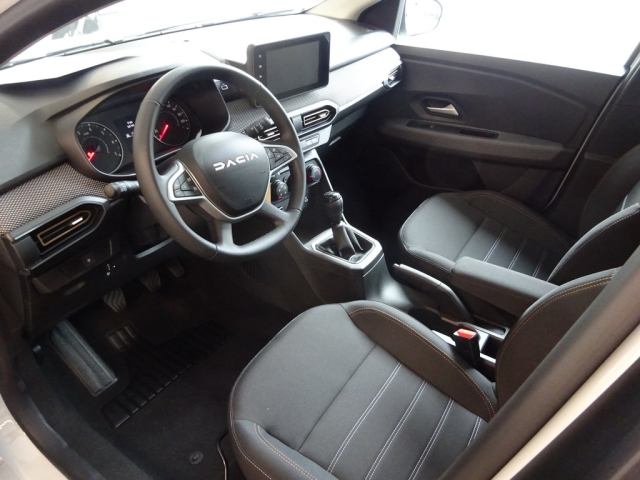 Dacia - SANDERO STEPWAY EXPRESSION TCe 90
