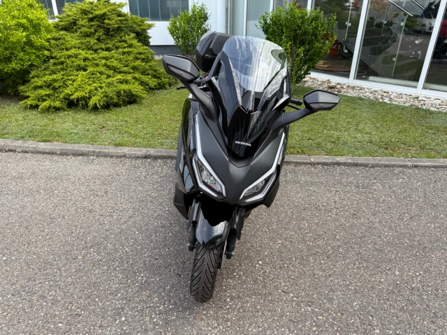 Honda - FORZA 350 mit SMART Box