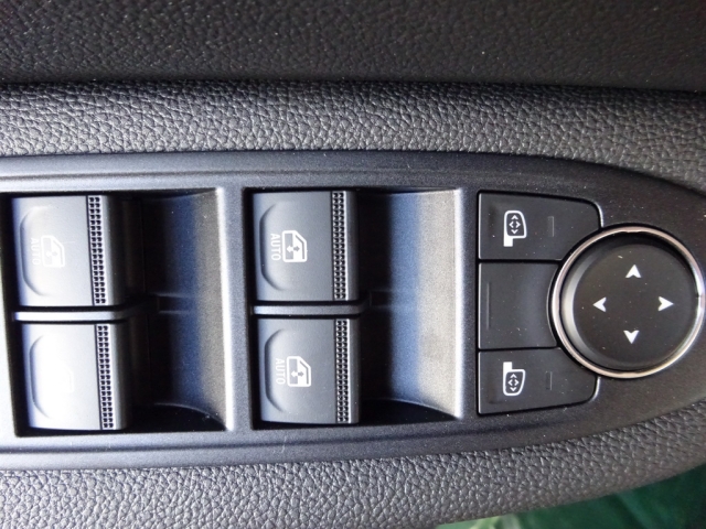 Renault - CLIO Evolution TCe 90