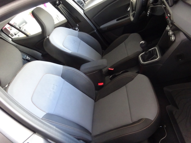 Dacia - SANDERO STEPWAY EXTREME TCe 90