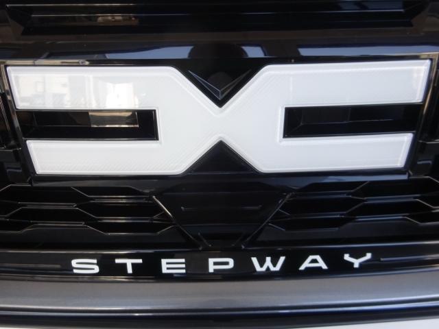 Dacia - SANDERO STEPWAY EXTREME TCe 90