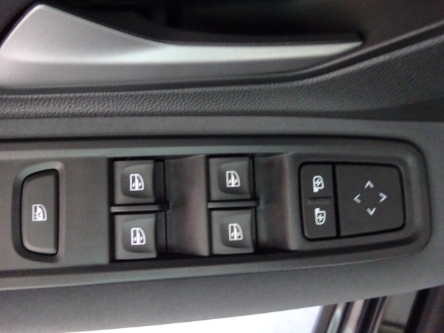 Dacia - SANDERO STEPWAY EXTREME TCe 90