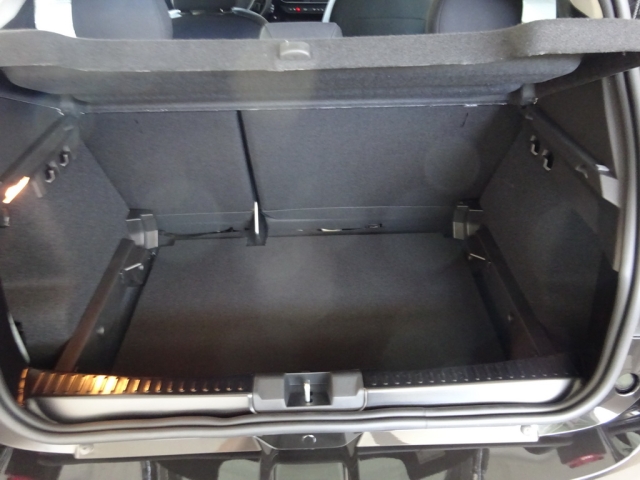 Dacia - SANDERO STEPWAY EXTREME TCe 90