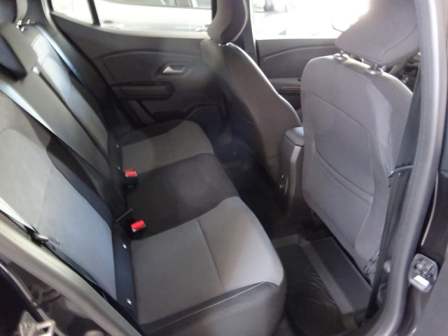 Dacia - SANDERO STEPWAY EXTREME TCe 90
