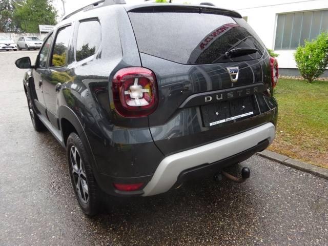 Dacia - DUSTER CELEBRATION TCe 150 PF 4WD (3SA3X)