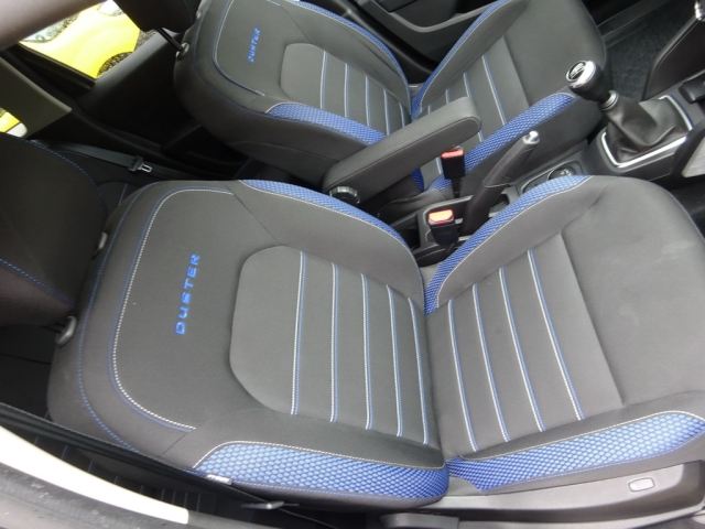 Dacia - DUSTER CELEBRATION TCe 150 PF 4WD (3SA3X)