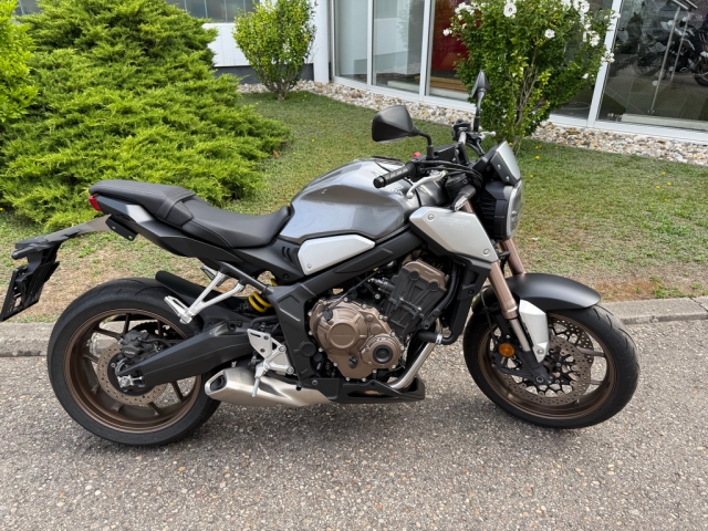 Honda - CB650RAN